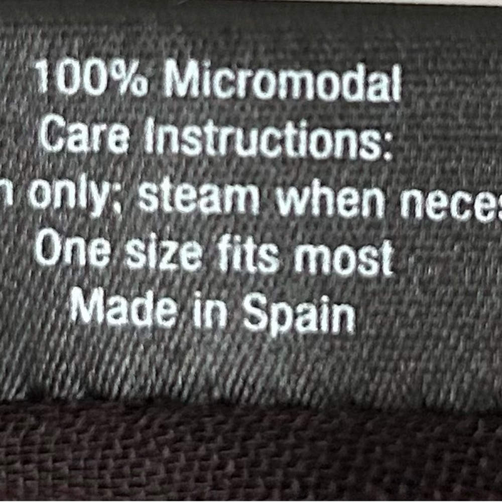 Blue Pacific Large Rectangular Black And White Po… - image 4